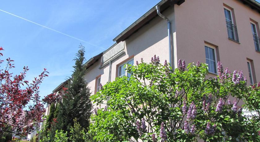 Pension Am Deich Kroslin Exterior photo